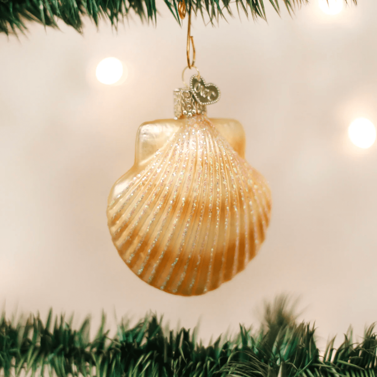 Drake General Store - Old World Christmas Glass Ornament - Clam Shell